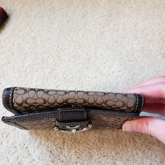 Authentic Coach wallet - Picture 6 of 10